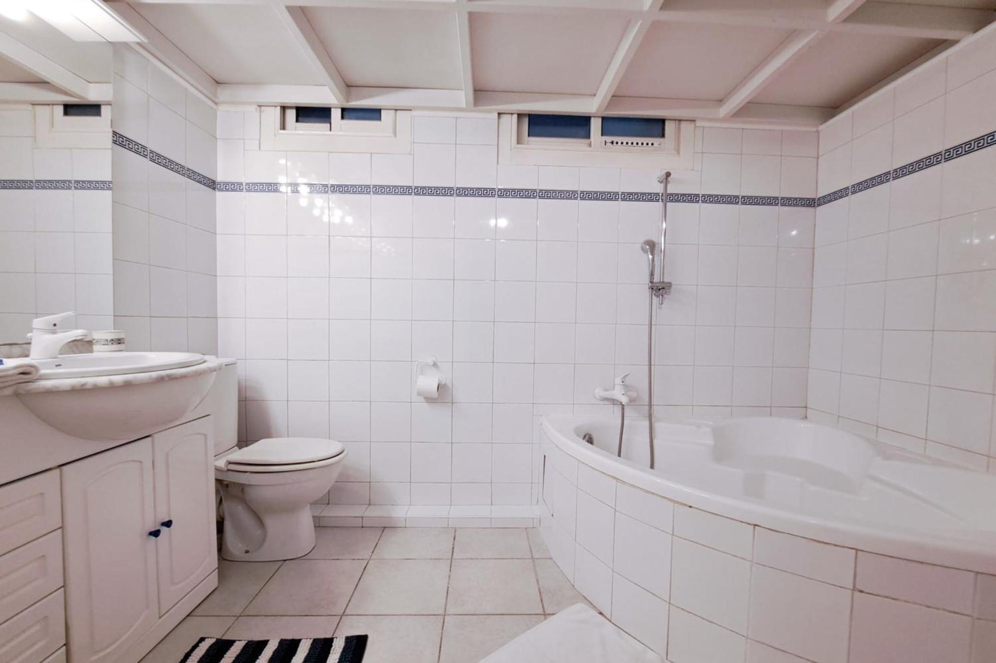 Near Palais! Studio In With Ac & Terrace - Benakey Appartement *