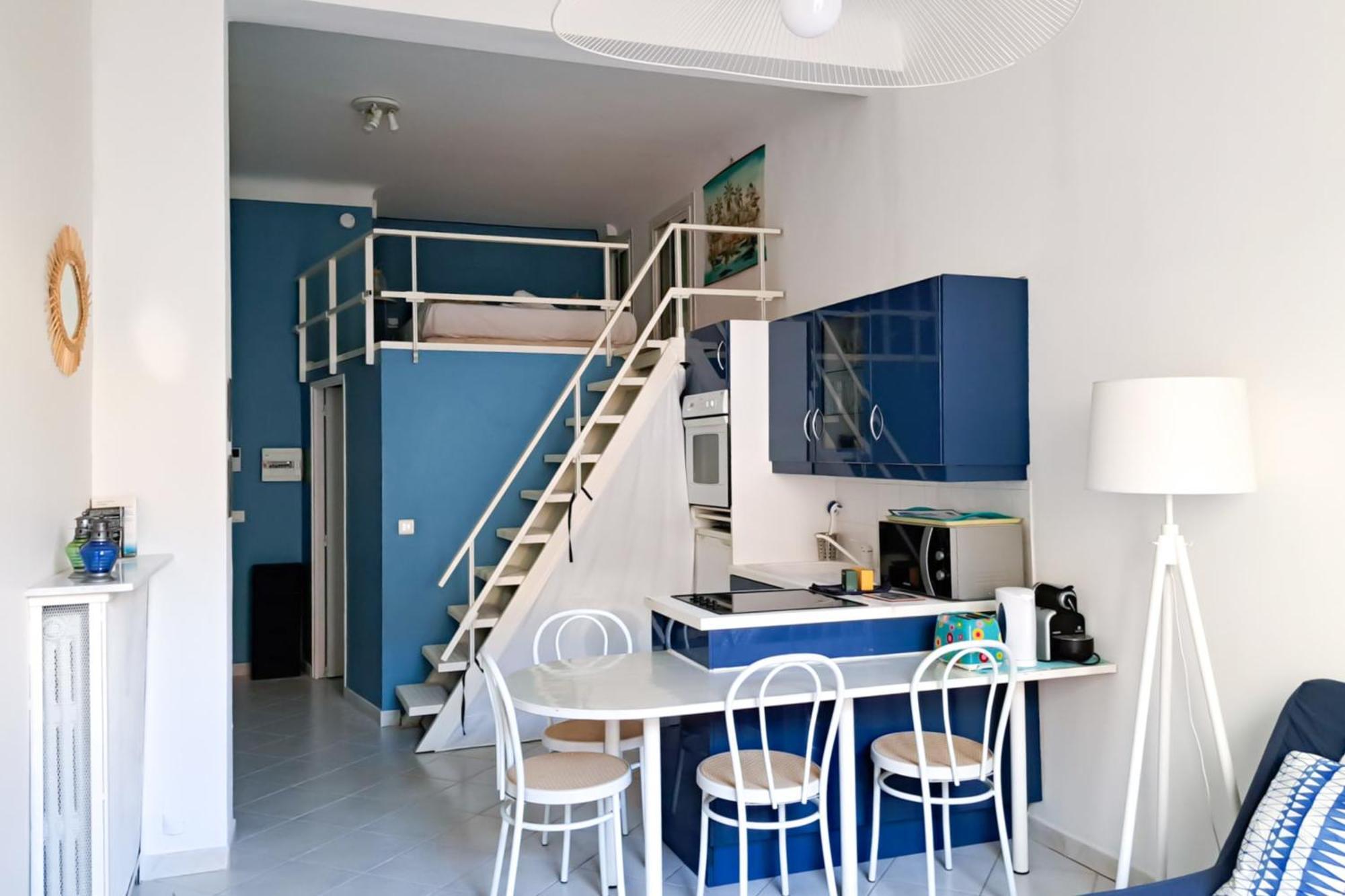 Appartement Near Palais! Studio In With Ac & Terrace - Benakey *