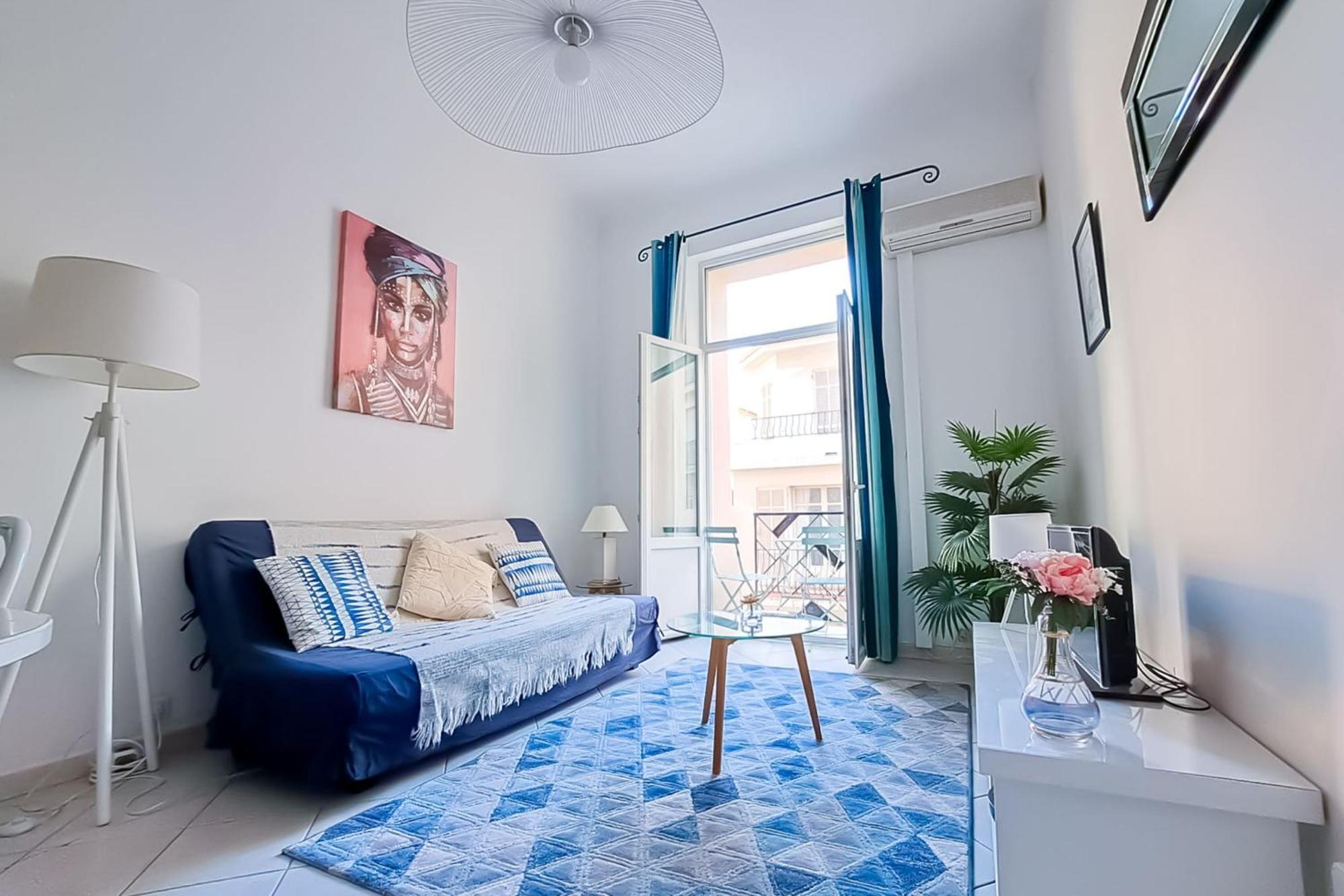 Appartement Near Palais! Studio In With Ac & Terrace - Benakey