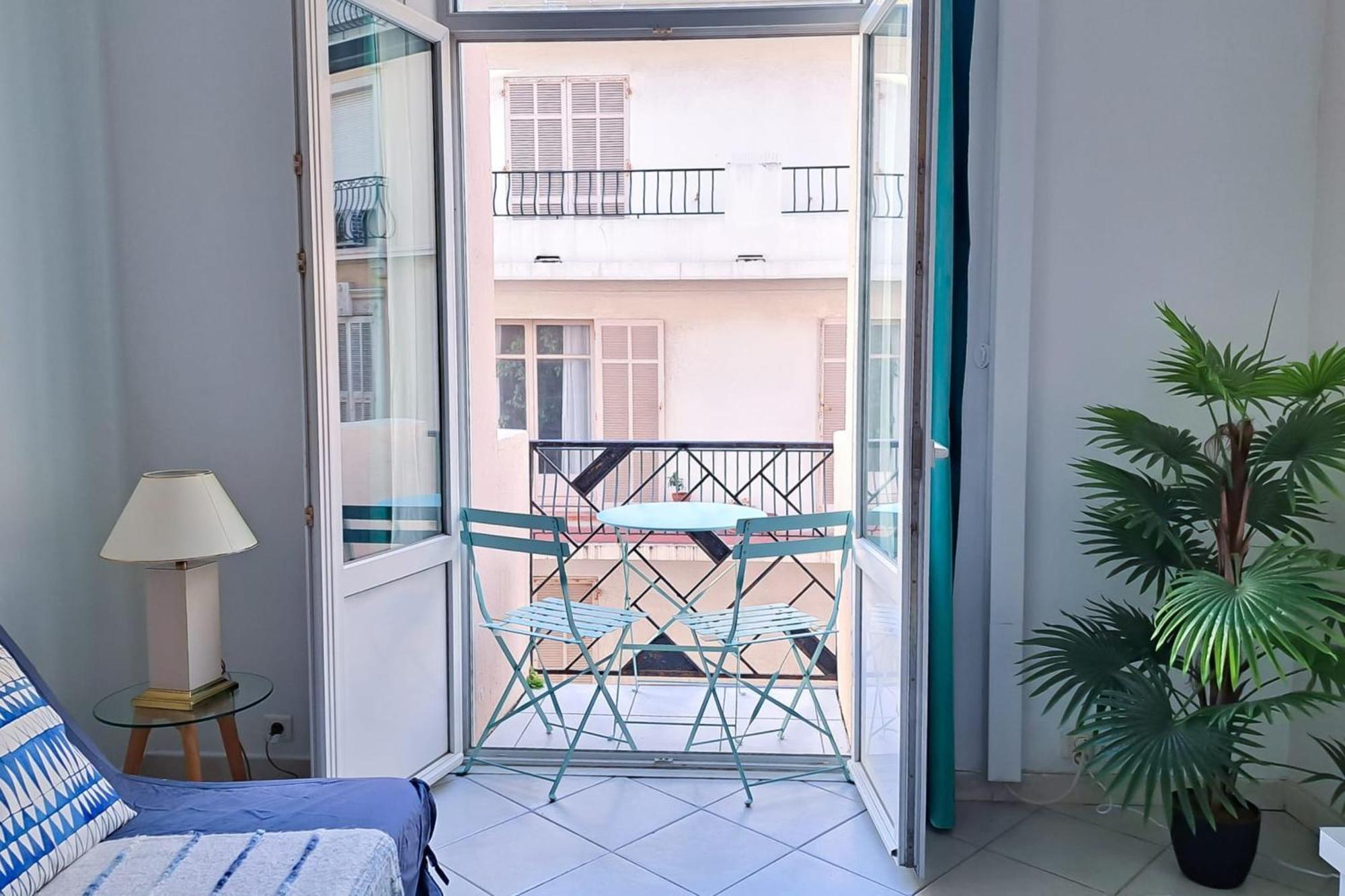 Near Palais! Studio In With Ac & Terrace - Benakey Cannes